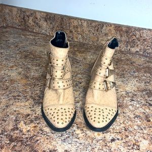 Shoe republic LA boots